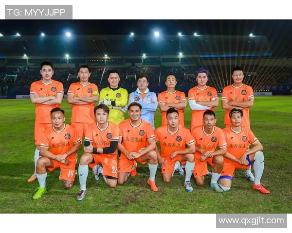 三十年前的足球明星回忆与传奇足坛风云再现 三十年前的足球明星回忆与传奇足坛风云再现