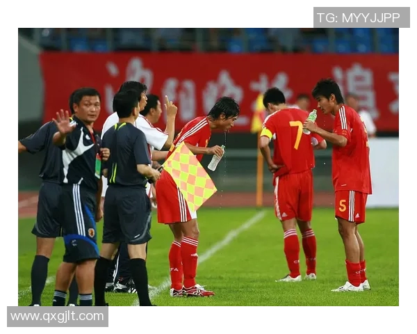 宝鸡足球明星邀请赛盛况空前球迷狂欢共庆足球激情盛宴 宝鸡足球明星邀请赛盛况空前球迷狂欢共庆足球激情盛宴