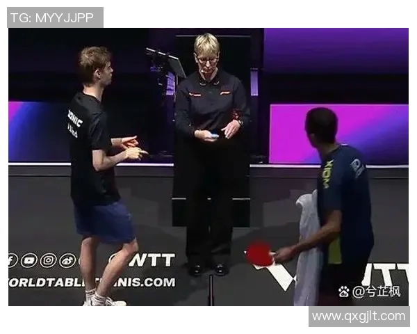 足球明星巅峰对决背后的危险瞬间与激烈较量揭秘